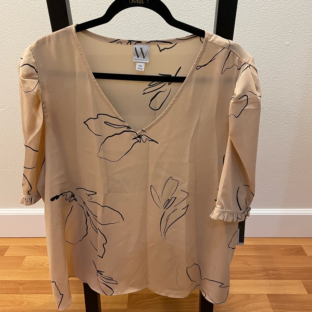 Women's Beige Floral Top